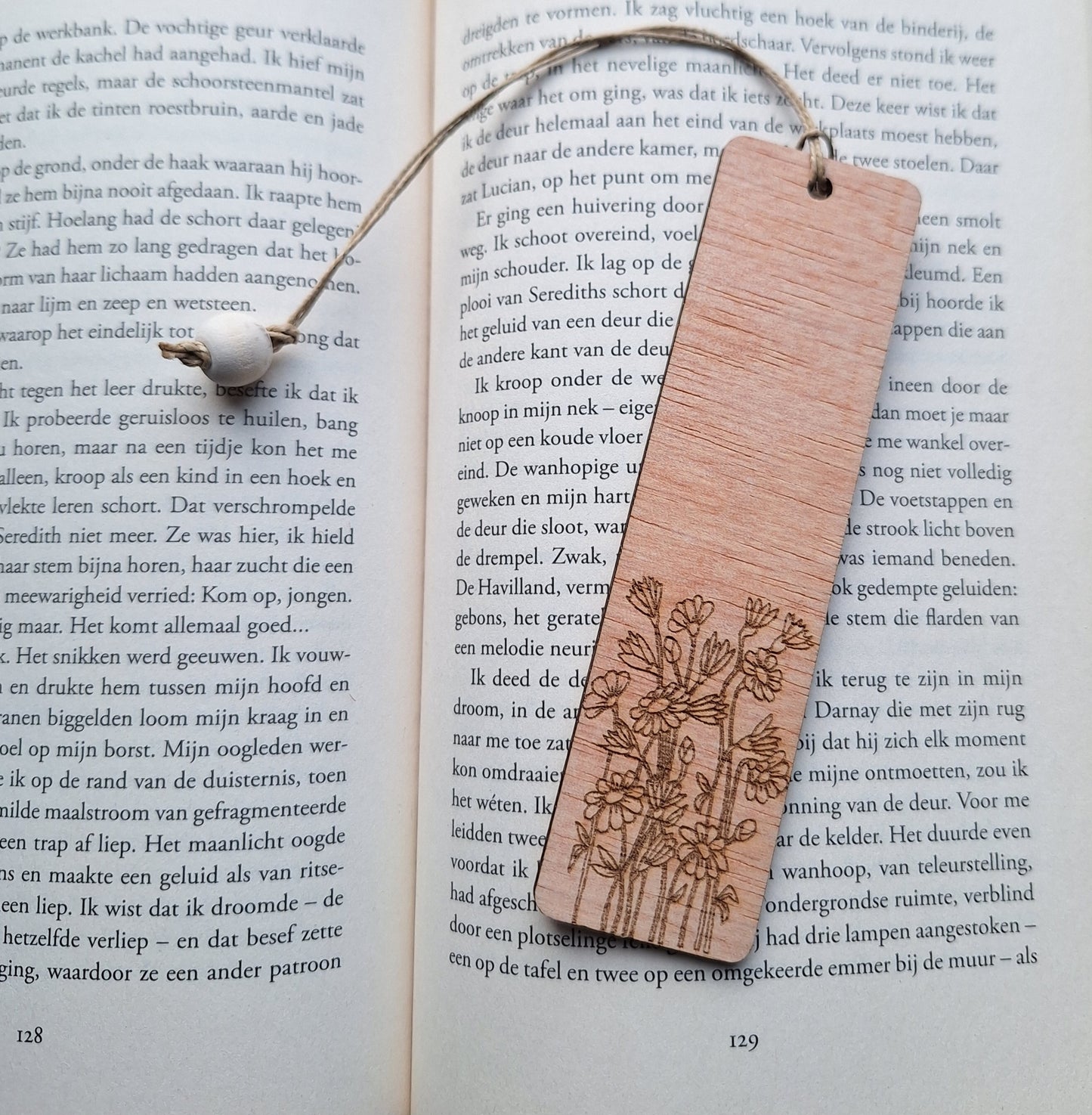 Houten boekenlegger - Bloem 5