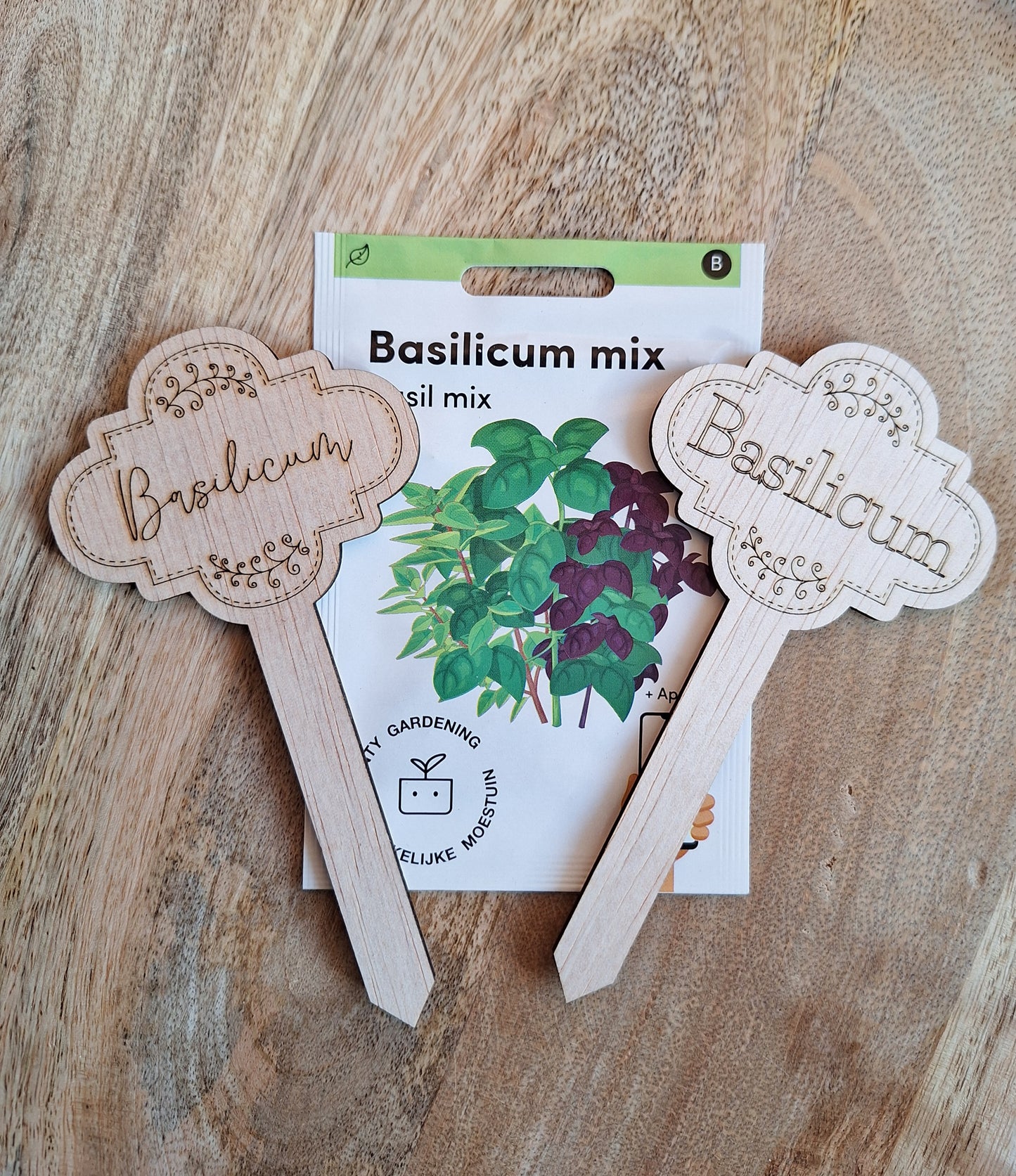 Houten plantensteker - Basilicum