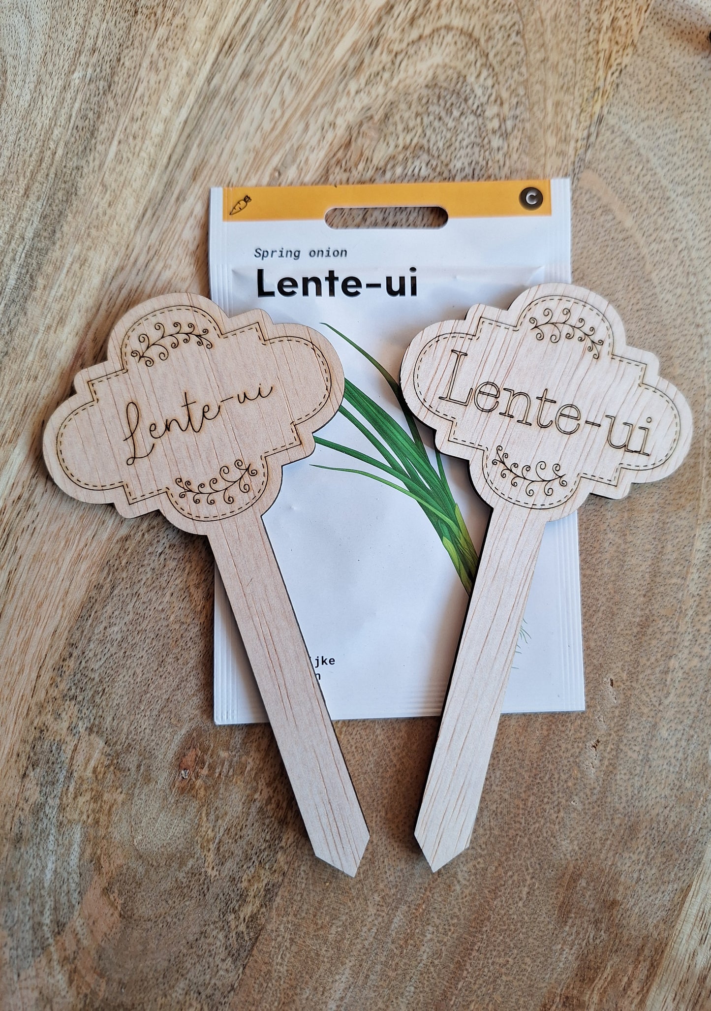 Houten plantensteker - Lente ui