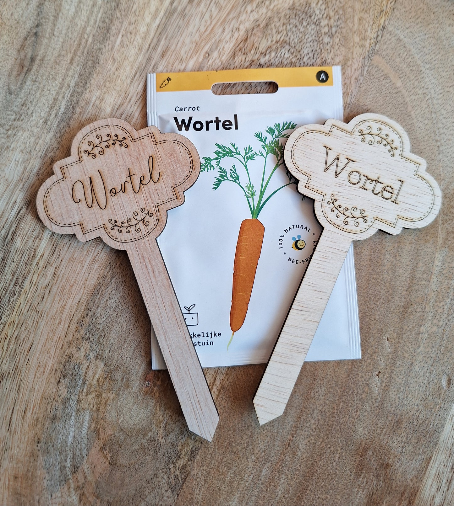 Houten plantensteker - Wortel