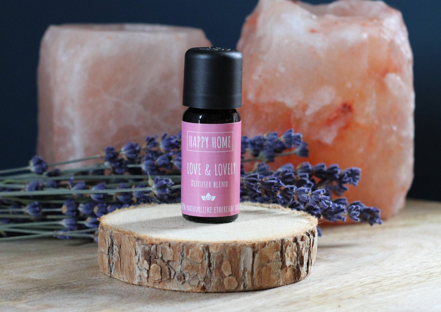 Love and Lovely - Happy Home