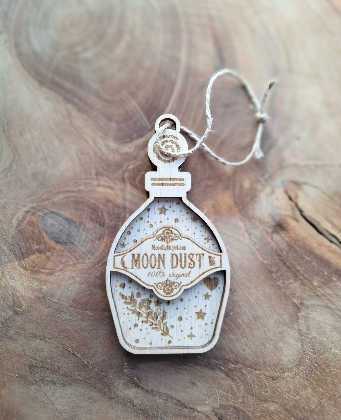 houtenhanger-moondust