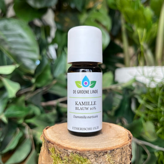 kamille-blauw-10-essentieleolie