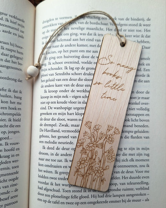 Houten boekenlegger - 'So many books, so little time'