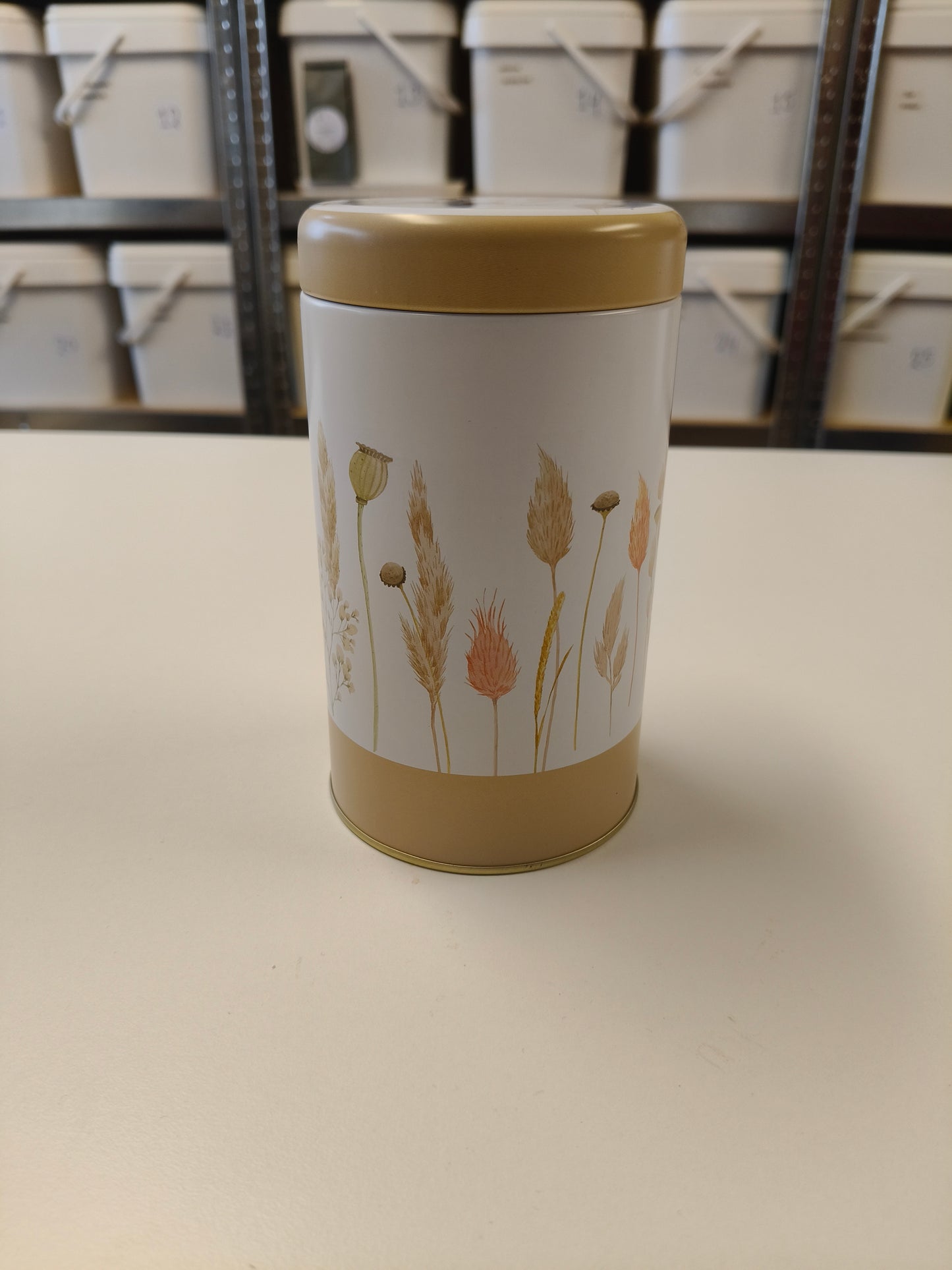 Theeblik smilla 150 gr. (Kleine beschadiging aan deksel)